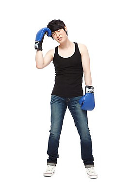 포토 JPG 스튜디오촬영 전신 라이프스타일 남자 스포츠용품 스포츠 맨라이프 포즈 모션 실내 한명 서기 누끼 사람 동양인 손짓 성인 라이프 앞모습 30대 민소매 운동 권투 한국인 글러브 청바지 권투글러브 찡그림 좌절 목표 열정 권투용품 과정 남자만 남자한명만 성인남자만 성인한명만 성인남자한명만 장년만 장년남자만 장년남자한명만 성인만 국내포토 1 감정 뷰포인트 장갑 컨셉 상의 바지 표정 건강 인종 내부 생활 장년 격투기 오브젝트 파일형식