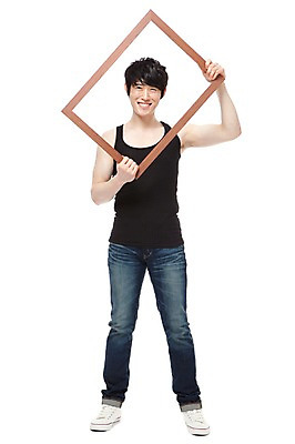 포토 JPG 스튜디오촬영 전신 라이프스타일 남자 맨라이프 포즈 액자 모션 사각프레임 프레임 실내 틀 한명 서기 미소 웃음 들기 누끼 사람 동양인 성인 라이프 앞모습 30대 민소매 사각형 기쁨 한국인 청바지 즐거움 남자만 남자한명만 성인남자만 성인한명만 성인남자한명만 장년만 장년남자만 장년남자한명만 성인만 국내포토 도형 1 감정 뷰포인트 상의 바지 표정 인종 내부 생활 장년 파일형식