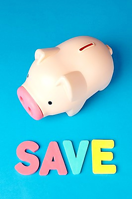 포토 JPG 스튜디오촬영 문자 알파벳 영어 분홍색 컬러 생활용품 대문자 실내 사람없음 금융 경제 파란색 단어 하이앵글 귀여움 저축 돼지저금통 저금통 절약 SAVE 국내포토 뷰포인트 컨셉 내부 오브젝트 파일형식