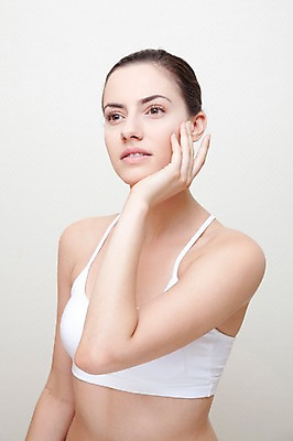 포토 JPG 스튜디오촬영 서양인 외국인 모델 해외기획촬영 해외 우먼라이프 라이프스타일 응시 여자 2011년태국 행복 포즈 모션 실내 한명 서기 미소 웃음 사람 손짓 상반신 20대 성인 라이프 민소매 뷰티 턱괴기 매끈함 탱크톱 순수 즐거움 올림머리 묶은머리 청순 의료성형뷰티 여자만 여자한명만 성인여자만 청년만 청년여자만 성인한명만 청년여자한명만 성인여자한명만 성인만 국내포토 1 헤어스타일 시선 감정 컨셉 상의 표정 인종 청년 내부 생활 감각 파일형식