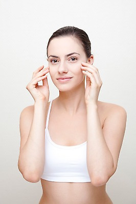 포토 JPG 스튜디오촬영 서양인 외국인 모델 해외기획촬영 해외 우먼라이프 라이프스타일 여자 2011년태국 행복 포즈 모션 실내 한명 서기 미소 웃음 사람 손짓 상반신 20대 성인 라이프 앞모습 민소매 뷰티 마사지 매끈함 탱크톱 순수 즐거움 올림머리 묶은머리 청순 의료성형뷰티 여자만 여자한명만 성인여자만 청년만 청년여자만 성인한명만 청년여자한명만 성인여자한명만 성인만 국내포토 1 헤어스타일 감정 뷰포인트 컨셉 상의 표정 인종 청년 내부 생활 감각 파일형식