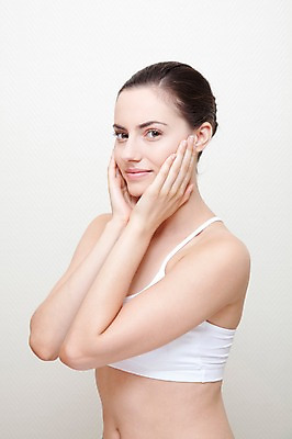 포토 JPG 스튜디오촬영 서양인 외국인 모델 해외기획촬영 해외 우먼라이프 라이프스타일 여자 2011년태국 행복 포즈 모션 실내 한명 서기 미소 웃음 사람 손짓 상반신 20대 성인 라이프 민소매 뷰티 턱괴기 매끈함 탱크톱 순수 즐거움 올림머리 묶은머리 청순 의료성형뷰티 여자만 여자한명만 성인여자만 청년만 청년여자만 성인한명만 청년여자한명만 성인여자한명만 성인만 국내포토 1 헤어스타일 감정 컨셉 상의 표정 인종 청년 내부 생활 감각 파일형식