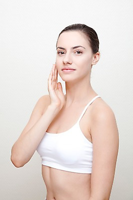 포토 JPG 스튜디오촬영 서양인 외국인 모델 해외기획촬영 해외 우먼라이프 라이프스타일 여자 2011년태국 행복 포즈 모션 실내 한명 서기 미소 웃음 사람 손짓 상반신 20대 성인 라이프 앞모습 민소매 뷰티 매끈함 탱크톱 순수 즐거움 올림머리 묶은머리 청순 의료성형뷰티 여자만 여자한명만 성인여자만 청년만 청년여자만 성인한명만 청년여자한명만 성인여자한명만 성인만 국내포토 1 헤어스타일 감정 뷰포인트 컨셉 상의 표정 인종 청년 내부 생활 감각 파일형식