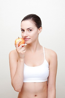 포토 JPG 스튜디오촬영 서양인 외국인 모델 해외기획촬영 해외 우먼라이프 라이프스타일 여자 2011년태국 열매 행복 음식 포즈 과일 실내 한명 서기 웃음 사람 상반신 20대 성인 라이프 앞모습 빨간색 민소매 뷰티 사과 매끈함 탱크톱 순수 즐거움 올림머리 묶은머리 청순 의료성형뷰티 여자만 여자한명만 성인여자만 청년만 청년여자만 성인한명만 청년여자한명만 성인여자한명만 성인만 국내포토 식물 1 헤어스타일 감정 뷰포인트 컬러 컨셉 상의 모션 표정 인종 청년 내부 생활 감각 파일형식