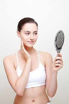 포토 JPG 스튜디오촬영 서양인 외국인 모델 해외기획촬영 해외 우먼라이프 라이프스타일 응시 여자 2011년태국 행복 포즈 모션 실내 한명 서기 미소 웃음 사람 손짓 상반신 20대 성인 라이프 앞모습 민소매 뷰티 거울 매끈함 탱크톱 순수 즐거움 올림머리 묶은머리 청순 의료성형뷰티 여자만 여자한명만 성인여자만 청년만 청년여자만 성인한명만 청년여자한명만 성인여자한명만 성인만 국내포토 1 헤어스타일 시선 감정 뷰포인트 컨셉 상의 표정 인종 청년 내부 생활 감각 파일형식