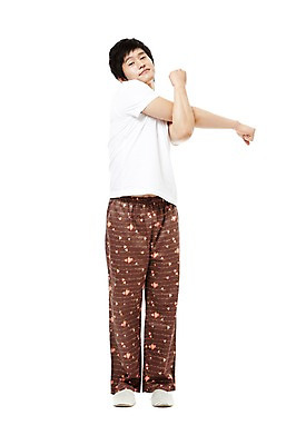 포토 JPG 스튜디오촬영 전신 학생 라이프스타일 남자 남학생 포즈 모션 청소년 고등학생 아침 실내 실내화 한명 서기 누끼 사람 동양인 라이프 앞모습 10대 운동 스트레칭 잠옷 한국인 기상 팔운동 체조 아침운동 아침체조 남자만 남자한명만 십대만 십대남자만 십대남자한명만 국내포토 주간 1 옷 뷰포인트 신발 건강 인종 내부 생활 파일형식