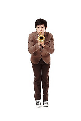 포토 JPG 스튜디오촬영 전신 학생 남자 교복 악기 음악 남학생 포즈 연주 청소년 고등학생 실내 관악기 한명 서기 미소 웃음 들기 누끼 사람 동양인 앞모습 10대 한국인 불기 나팔 음악교육 남자만 남자한명만 십대만 십대남자만 십대남자한명만 국내포토 1 옷 교육 뷰포인트 모션 문화예술 표정 인종 내부 파일형식