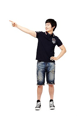 포토 JPG 스튜디오촬영 전신 학생 응시 남자 남학생 허리손 포즈 운동화 반바지 모션 청소년 고등학생 실내 한명 서기 웃음 누끼 사람 동양인 손짓 앞모습 10대 캐주얼 한국인 가리킴 스니커즈 남자만 남자한명만 십대만 십대남자만 십대남자한명만 국내포토 1 시선 옷 뷰포인트 신발 바지 표정 인종 내부 파일형식