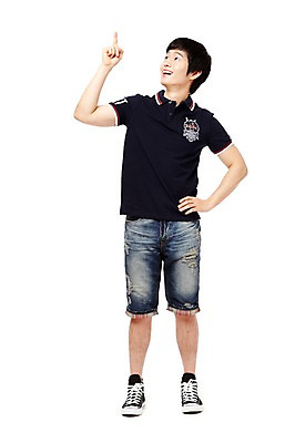 포토 JPG 스튜디오촬영 전신 학생 응시 남자 남학생 허리손 포즈 운동화 반바지 모션 청소년 고등학생 실내 한명 서기 웃음 누끼 사람 동양인 손짓 앞모습 10대 캐주얼 한국인 올려보기 가리킴 스니커즈 남자만 남자한명만 십대만 십대남자만 십대남자한명만 국내포토 1 시선 옷 뷰포인트 신발 바지 표정 인종 내부 파일형식