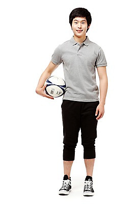 포토 JPG 스튜디오촬영 전신 학생 라이프스타일 남자 남학생 포즈 운동화 축구공 공 모션 청소년 고등학생 실내 건강 한명 서기 미소 웃음 들기 누끼 사람 동양인 라이프 앞모습 10대 운동복 운동 축구 한국인 스니커즈 생활체육 체육복 남자만 남자한명만 십대만 십대남자만 십대남자한명만 국내포토 1 옷 뷰포인트 신발 축구용품 표정 인종 내부 생활 구기 체육 파일형식
