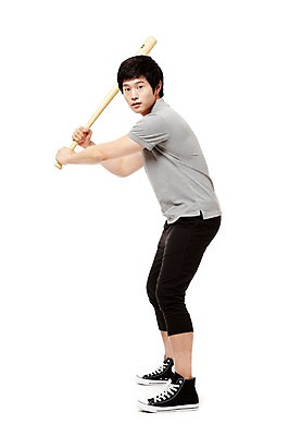 포토 JPG 스튜디오촬영 전신 학생 라이프스타일 남자 남학생 포즈 운동화 청소년 고등학생 실내 건강 한명 서기 들기 누끼 사람 동양인 라이프 옆모습 10대 운동복 운동 야구 한국인 야구방망이 타자 스윙 스니커즈 생활체육 체육복 남자만 남자한명만 십대만 십대남자만 십대남자한명만 국내포토 1 옷 뷰포인트 신발 모션 인종 내부 생활 구기 야구용품 야구선수 체육 파일형식