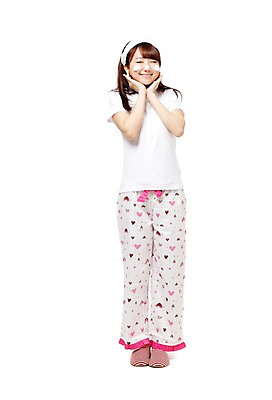 포토 JPG 스튜디오촬영 전신 학생 우먼라이프 라이프스타일 긴머리 여학생 여자 포즈 모션 청소년 고등학생 아침 실내 실내화 한명 서기 미소 웃음 누끼 사람 동양인 손짓 라이프 앞모습 10대 뷰티 눈감음 거품 잠옷 한국인 기상 머리띠 세수 여자만 여자한명만 십대만 십대여자만 십대여자한명만 국내포토 주간 1 헤어스타일 옷 뷰포인트 신발 장신구 표정 인종 내부 생활 청결 파일형식 자연요소 위생