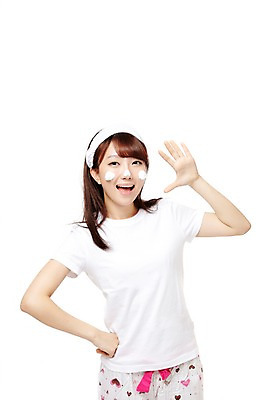 포토 JPG 스튜디오촬영 학생 우먼라이프 라이프스타일 긴머리 여학생 여자 허리손 포즈 모션 청소년 고등학생 아침 실내 한명 미소 웃음 누끼 사람 동양인 상반신 라이프 앞모습 10대 뷰티 손들기 거품 잠옷 한국인 기상 머리띠 세수 여자만 여자한명만 십대만 십대여자만 십대여자한명만 국내포토 주간 1 헤어스타일 옷 뷰포인트 장신구 표정 인종 내부 생활 청결 파일형식 자연요소 위생