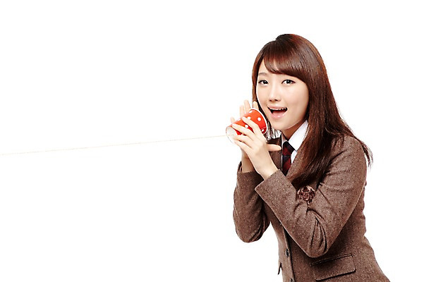 포토 JPG 스튜디오촬영 학생 여학생 여자 교복 포즈 청소년 고등학생 실내 말하기 한명 서기 미소 웃음 들기 누끼 사람 동양인 상반신 10대 한국인 실전화기 통화 전화놀이 여자만 여자한명만 십대만 십대여자만 십대여자한명만 국내포토 1 옷 모션 놀이 표정 인종 내부 파일형식