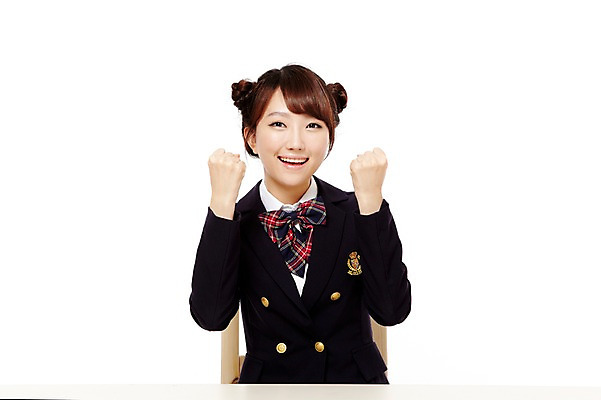 포토 JPG 스튜디오촬영 학생 여학생 여자 교복 포즈 의자 청소년 고등학생 실내 한명 미소 웃음 누끼 사람 앉기 동양인 손짓 상반신 앞모습 10대 파이팅 주먹 한국인 책상 여자만 여자한명만 십대만 십대여자만 십대여자한명만 국내포토 1 옷 뷰포인트 가구 모션 표정 인종 내부 파일형식