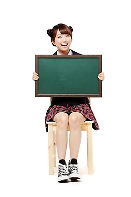 포토 JPG 스튜디오촬영 전신 학생 여학생 여자 교복 포즈 의자 청소년 고등학생 안내 알림판 실내 한명 미소 웃음 들기 누끼 사람 앉기 동양인 앞모습 10대 칠판 한국인 알림 여자만 여자한명만 십대만 십대여자만 십대여자한명만 국내포토 1 옷 뷰포인트 가구 모션 표정 인종 내부 파일형식