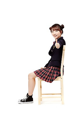 포토 JPG 스튜디오촬영 전신 학생 여학생 여자 교복 포즈 의자 청소년 고등학생 실내 한명 웃음 누끼 사람 앉기 동양인 손짓 옆모습 10대 한국인 엄지손가락 최고 여자만 여자한명만 십대만 십대여자만 십대여자한명만 국내포토 1 옷 뷰포인트 가구 손가락 모션 표정 인종 내부 파일형식