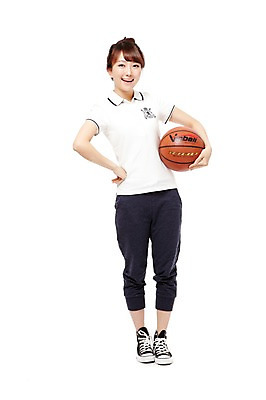 포토 JPG 스튜디오촬영 전신 학생 라이프스타일 여학생 여자 스포츠 허리손 포즈 운동화 공 모션 청소년 고등학생 농구 농구공 실내 건강 한명 서기 미소 웃음 들기 누끼 사람 동양인 라이프 앞모습 10대 운동복 운동 한국인 스니커즈 생활체육 체육복 여자만 여자한명만 십대만 십대여자만 십대여자한명만 국내포토 1 옷 뷰포인트 신발 표정 인종 내부 생활 구기 체육 파일형식