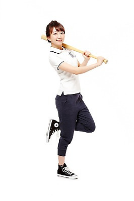 포토 JPG 스튜디오촬영 전신 학생 라이프스타일 여학생 여자 스포츠 포즈 운동화 모션 청소년 고등학생 실내 건강 한명 서기 미소 웃음 들기 누끼 사람 동양인 라이프 옆모습 10대 운동복 운동 야구 한국인 야구방망이 스니커즈 생활체육 체육복 다리들기 여자만 여자한명만 십대만 십대여자만 십대여자한명만 국내포토 1 옷 뷰포인트 신발 표정 인종 내부 생활 구기 야구용품 체육 파일형식
