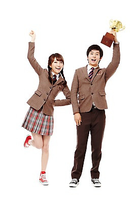 포토 JPG 스튜디오촬영 전신 학생 여학생 여자 남자 교복 남학생 포즈 청소년 양갈래머리 고등학생 실내 서기 웃음 들기 누끼 사람 동양인 두명 앞모습 10대 친구 기쁨 한국인 우승 수상_상을받음 상 트로피 즐거움 십대만 국내포토 헤어스타일 옷 감정 뷰포인트 관계 모션 표정 인종 내부 최고 상_우승 상패 파일형식
