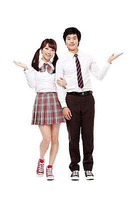 포토 JPG 스튜디오촬영 전신 학생 여학생 여자 남자 교복 남학생 포즈 청소년 양갈래머리 고등학생 실내 서기 미소 웃음 누끼 사람 동양인 손짓 두명 앞모습 10대 친구 팔짱 한국인 십대만 국내포토 헤어스타일 옷 뷰포인트 관계 모션 표정 인종 내부 파일형식