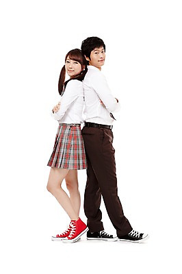 포토 JPG 스튜디오촬영 전신 학생 여학생 여자 남자 교복 남학생 포즈 청소년 양갈래머리 고등학생 실내 서기 미소 웃음 누끼 사람 동양인 두명 옆모습 10대 친구 팔짱 기댐 한국인 등돌리기 십대만 국내포토 헤어스타일 옷 뷰포인트 관계 모션 표정 인종 내부 파일형식