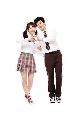 포토 JPG 스튜디오촬영 전신 학생 여학생 여자 남자 교복 남학생 포즈 청소년 양갈래머리 고등학생 실내 사랑 서기 미소 웃음 누끼 사람 동양인 손짓 두명 앞모습 10대 친구 팔짱 한국인 하트 십대만 국내포토 모양 헤어스타일 옷 감정 뷰포인트 관계 모션 표정 인종 내부 파일형식