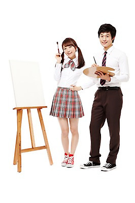 포토 JPG 스튜디오촬영 전신 학생 여학생 여자 남자 교복 남학생 허리손 포즈 청소년 양갈래머리 고등학생 수업 실내 미술 서기 미소 웃음 들기 누끼 사람 동양인 두명 앞모습 10대 친구 미술도구 한국인 붓 그리기 팔레트 이젤 그림 캔버스 도화지 미술교육 십대만 국내포토 헤어스타일 옷 교육 종이 뷰포인트 관계 모션 문화예술 표정 인종 내부 오브젝트 파일형식