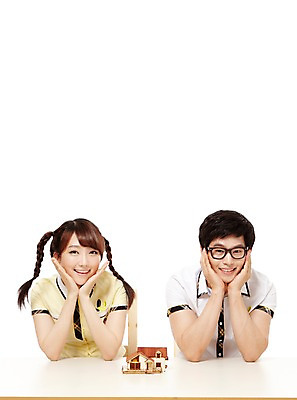 포토 JPG 스튜디오촬영 학생 여학생 여자 남자 교복 남학생 포즈 청소년 양갈래머리 고등학생 주택 실내 미소 웃음 누끼 사람 앉기 동양인 상반신 두명 앞모습 10대 친구 모형 턱괴기 미니어처 한국인 십대만 국내포토 헤어스타일 옷 뷰포인트 관계 모션 표정 인종 내부 건물 파일형식