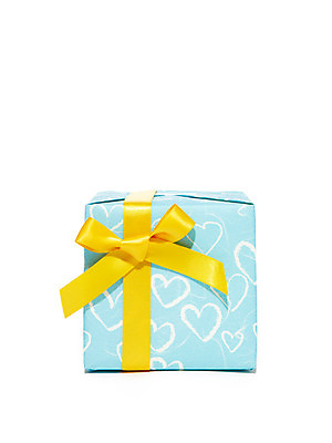 포토 JPG 스튜디오촬영 리본 컬러 포장 실내 선물포장 선물 이벤트 사람없음 장식 파란색 선물상자 상자 한개 노란색 하트 오브젝트 국내포토 모양 1 내부 파일형식