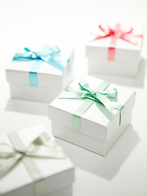 포토 JPG 스튜디오촬영 리본 포장 실내 선물포장 선물 이벤트 사람없음 장식 선물상자 상자 오브젝트 국내포토 내부 파일형식