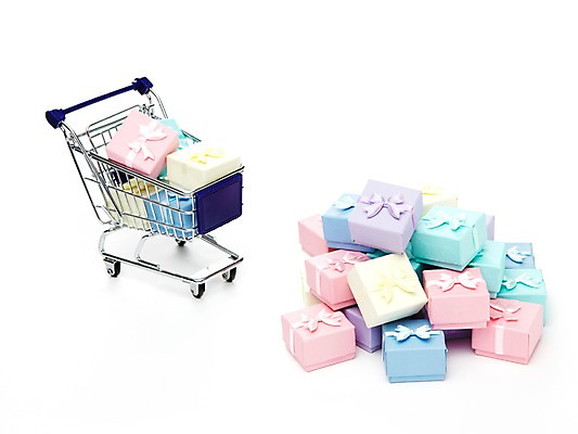 포토 JPG 스튜디오촬영 리본 포장 실내 선물포장 선물 이벤트 사람없음 장식 선물상자 상자 카트 쇼핑카 미니어처 오브젝트 미니 국내포토 내부 쇼핑 모형 파일형식