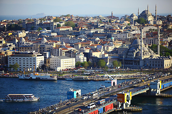 포토 JPG 주간 해외풍경 해외 건축물 바다 중동 자동차 이스탄불 풍경 해변 야외 건물 도시풍경 항구 도시 사찰 사원 유람선 모스크 이슬람건축 해안도시 갈라타타워 가교 선박 튀르키예 국내포토 자연요소 건축 나라 아시아 육상교통 수상교통 배_교통 비즈니스 해외건축 종교건축 교통시설 탑 이슬람교 파일형식