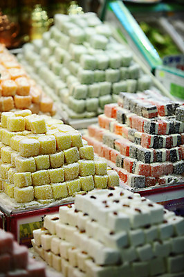 포토 JPG 해외풍경 해외 음식 외국문화 식재료 재료 중동 이스탄불 종류 사람없음 아웃포커스 판매 상점 전시 다양 시장 향신료 터키문화 향료 재래시장 이집션바자르 향료시장 튀르키예 국내포토 동양문화 나라 아시아 문화 다수 촬영기법 풍경 향기 냄새 향미료 파일형식