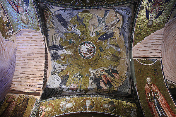 포토 JPG 해외풍경 해외 건축물 건축 로우앵글 고건축 중동 해외건축 서양건축 종교건축 종교시설 이스탄불 실내 미술 사람없음 내부 건물 사찰 사원 이슬람교 벽화 천장 그림 박물관 모스크 이슬람건축 성화 카리예박물관 튀르키예 국내포토 나라 아시아 종교 뷰포인트 비즈니스 문화예술 풍경 시설 파일형식