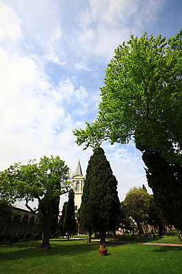 포토 JPG 주간 나무 식물 구름 해외풍경 해외 건축물 공원 외국문화 유적 중동 유적지 하늘 이스탄불 사람 풍경 잔디 여러명 야외 건물 관광지 정원 맑음 궁전 문화재 터키문화 토프카프궁전 튀르키예 국내포토 자연요소 동양문화 전통 공공시설 건축 나라 아시아 문화 여행 다수 고건축 날씨 파일형식