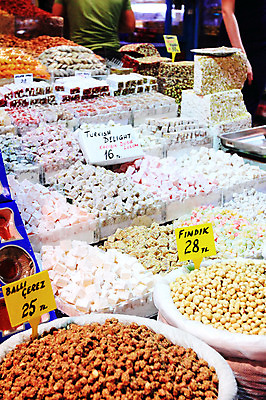 포토 JPG 해외풍경 해외 음식 외국문화 식재료 재료 중동 이스탄불 종류 풍경 판매 상점 전시 다양 시장 향신료 가격표 터키문화 향료 재래시장 이집션바자르 향료시장 튀르키예 국내포토 동양문화 나라 아시아 문화 다수 향기 냄새 향미료 파일형식