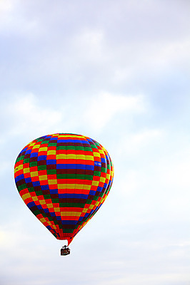 포토 JPG 주간 구름 해외풍경 해외 여행 중동 자연 하늘 레저 카파도키아 풍경 사람없음 야외 레포츠 열기구 비행 애드벌룬 풍선 튀르키예 국내포토 자연요소 나라 아시아 항공교통 생태계 파일형식