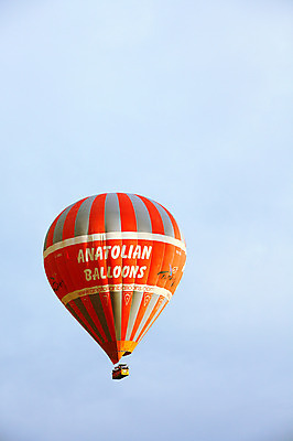 포토 JPG 주간 구름 해외풍경 해외 여행 중동 자연 하늘 레저 카파도키아 풍경 사람없음 야외 레포츠 열기구 비행 애드벌룬 풍선 튀르키예 국내포토 자연요소 나라 아시아 항공교통 생태계 파일형식