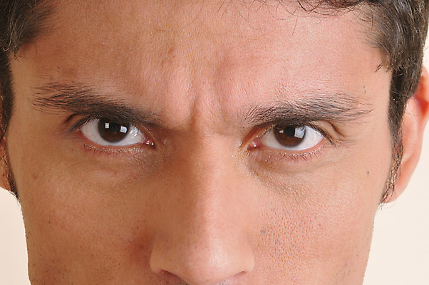 포토 JPG 서양인 외국인 라이프스타일 남자 얼굴 맨라이프 신체 실내 표정 한명 사람 근접촬영 성인 라이프 신체부위 30대 찡그림 코 노려봄 안구 남자만 남자한명만 성인남자만 성인한명만 성인남자한명만 장년만 장년남자만 장년남자한명만 성인만 국내포토 1 뷰포인트 인종 내부 생활 장년 파일형식