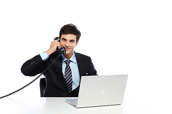 포토 JPG 스튜디오촬영 서양인 외국인 해외기획촬영 직업 해외 2011년태국 남자 포즈 비즈니스 통신 모션 넥타이 실내 한명 미소 웃음 누끼 사람 앉기 정장 상반신 20대 성인 앞모습 비즈니스라이프 노트북 컴퓨터 통신기기 업무 작업 직장인 비즈니스맨 작업실 전문직 전화기 통화 분석가 분석전문가 애널리스트 남자만 남자한명만 성인남자만 청년만 청년남자만 청년남자한명만 성인한명만 성인남자한명만 성인만 국내포토 1 라이프스타일 잡화 옷 뷰포인트 표정 인종 청년 내부 전자제품 기계 파일형식