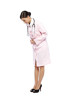 포토 JPG 스튜디오촬영 전신 서양인 외국인 해외기획촬영 직업 해외 여자 2011년태국 포즈 청진기 의료기기 실내 고개숙이기 한명 서기 웃음 누끼 사람 20대 성인 치료 의사 예절 인사 의료용품 가운 의사가운 손모으기 여자만 여자한명만 성인여자만 청년만 청년여자만 성인한명만 청년여자한명만 성인여자한명만 성인만 국내포토 1 옷 의학 모션 표정 숙이기 인종 손짓 청년 내부 의료진 파일형식