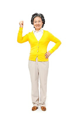 포토 JPG 스튜디오촬영 전신 모델 라이프스타일 여자 노년 할머니 허리손 포즈 실내 한명 서기 미소 웃음 누끼 사람 동양인 손짓 라이프 앞모습 실버라이프 노후 파이팅 주먹 한국인 실버 60대 여자만 여자한명만 노인만 노인여자만 노인여자한명만 국내포토 1 뷰포인트 모션 표정 인종 성인 내부 생활 성인만 파일형식