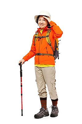 포토 JPG 스튜디오촬영 전신 모델 모자 라이프스타일 여자 노년 할머니 여유 스포츠 포즈 가방 배낭 지팡이 레저용품 레저 실내 건강 한명 서기 미소 웃음 들기 누끼 사람 동양인 손짓 취미 라이프 레포츠 실버라이프 노후 운동 손들기 건강관리 등산 트래킹 한국인 실버 60대 등산복 즐거움 등산용품 등산가방 등산모자 여자만 여자한명만 노인만 노인여자만 노인여자한명만 국내포토 모자_잡화 1 잡화 옷 감정 모션 표정 관리 인종 성인 내부 생활 레포츠용품 성인만 파일형식