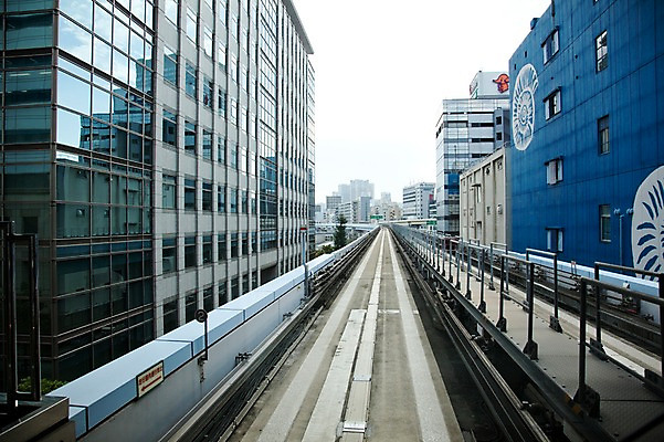 포토 JPG 주간 해외풍경 해외 시설물 건축물 현대건축 아시아 교통 교통시설 풍경 빌딩 고가 사람없음 야외 건물 도시풍경 일본 기찻길 원근감 차도 동경 도시 고가도로 도심 도쿄 오다이바 가교 철도의날 국내포토 자연요소 건축 나라 도로 뷰포인트 고속도로 시설 파일형식 법정기념일