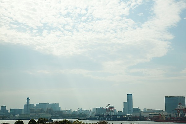 포토 JPG 주간 구름 해외풍경 해외 건축물 현대건축 아시아 바다 하늘 풍경 사람없음 야외 건물 도시풍경 일본 고층빌딩 동경 도시 도심 도쿄 오다이바 해상도시 국내포토 자연요소 건축 나라 빌딩 파일형식