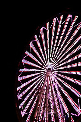 포토 JPG 해외풍경 해외 아시아 야경 조명 사람없음 야외 빛 도시풍경 일본 어둠 놀이공원 기구 도구 동경 도시 도쿄 놀이기구 저녁 대관람차 오다이바 국내포토 나라 풍경 테마파크 밤 야간 파일형식