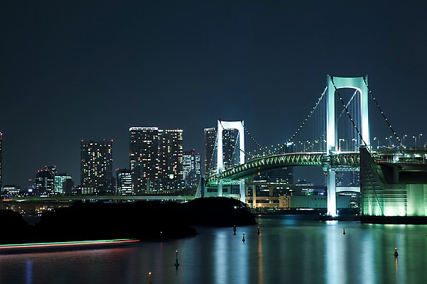 포토 JPG 해외풍경 해외 건축물 현대건축 아시아 바다 야경 조명 빌딩 사람없음 야외 건물 빛 도시풍경 일본 고층빌딩 어둠 동경 도시 도심 도쿄 저녁 해안도시 오다이바 레인보우브리지 레인보우브릿지 해상도시 가교 국내포토 건축 나라 풍경 야간 파일형식 풍경_경치