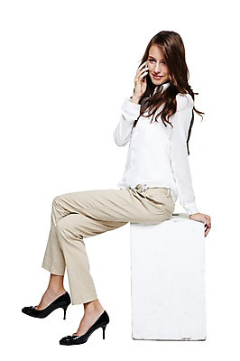 포토 JPG 스튜디오촬영 전신 서양인 외국인 백인 모델 해외기획촬영 우먼라이프 라이프스타일 긴머리 여자 2011년태국 패션 여유 구두 포즈 통신 모바일 휴식 실내 한명 웃음 들기 누끼 사람 앉기 20대 성인 라이프 스마트폰 스카프 가을 하이힐 전화기 통화 여자만 여자한명만 성인여자만 청년만 청년여자만 성인한명만 청년여자한명만 성인여자한명만 성인만 국내포토 1 헤어스타일 계절 감정 신발 컨셉 모션 표정 인종 청년 내부 생활 핸드폰 스마트기기 목도리 여성화 파일형식