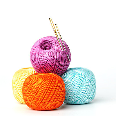 포토 JPG 해외이미지 전통 옷 선 백그라운드 컨셉 무지개 패턴 오렌지 비즈니스 휴식 그림자 사람없음 빨간색 파란색 세트 컬러풀 노란색 금속 흰색 공구 직물 최고 면 업무 실 닫기 바느질 날씬함 묘사 질감 땀 실타래 자수 재단 재단사 고립 얇은 해외202004 해외202105 해외포토 자연요소 직업 컬러 무늬 과일 모션 재질 도구 작업 몸매 파일형식